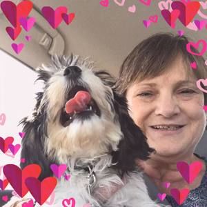 Meet your Posher, Debbie